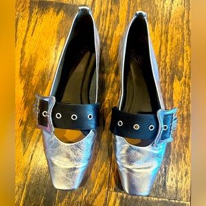 John Fluevog Misty Slip-on Flats in Silver, women’s 8.5